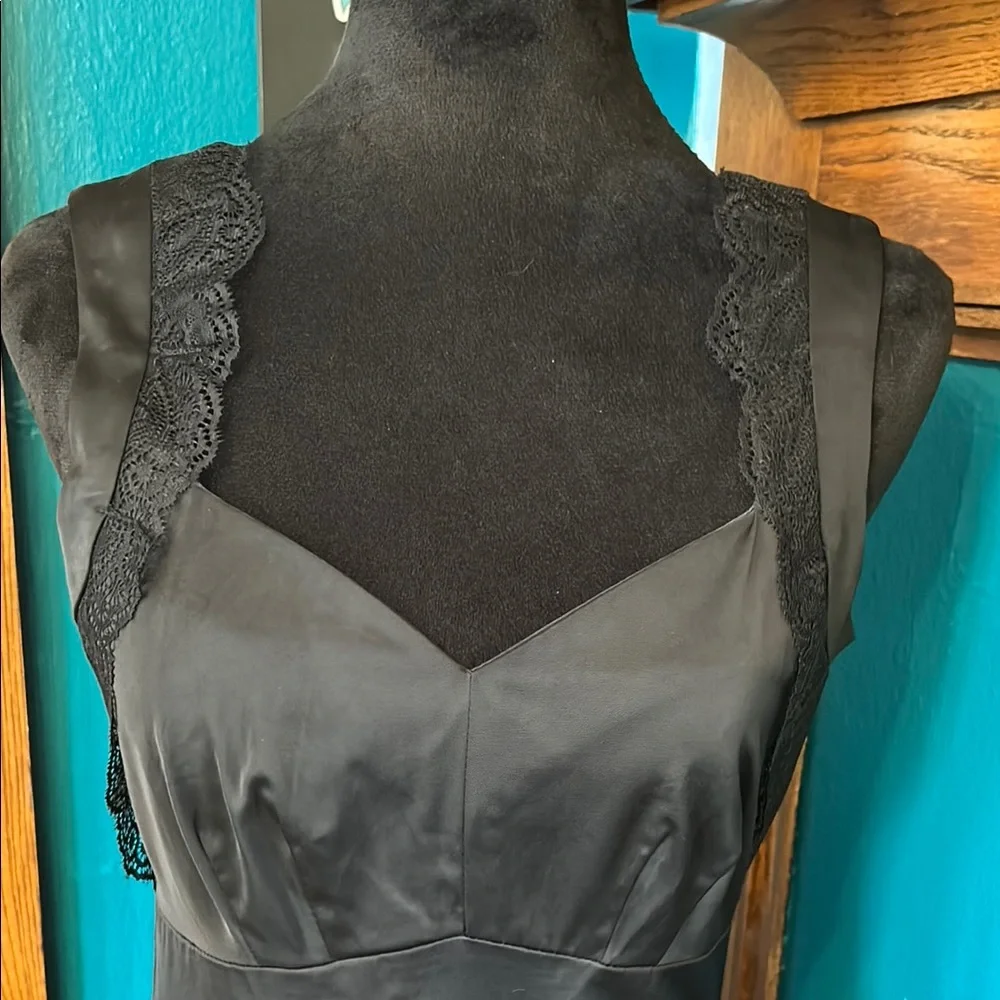 H&M Black Sweetheart Sheath Midi Dress - Picture 2 of 7